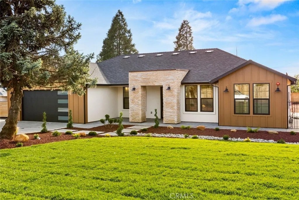 6907 Linry Lane