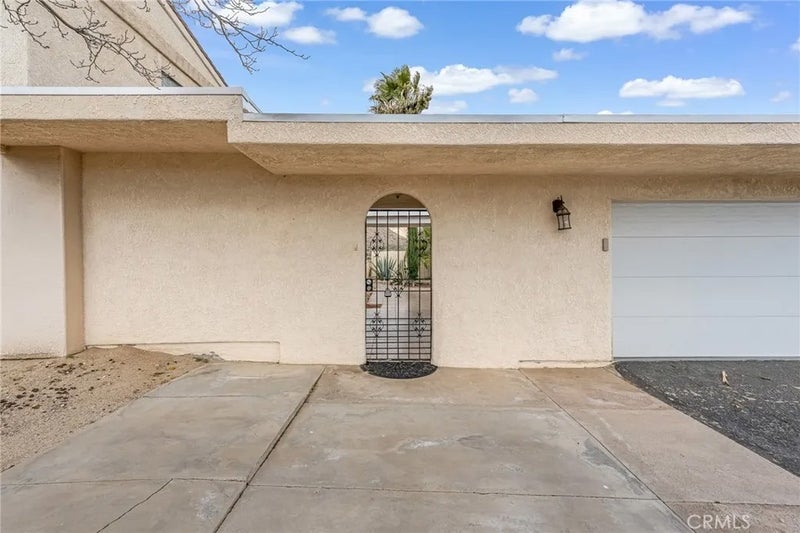 7731 Arrowhead