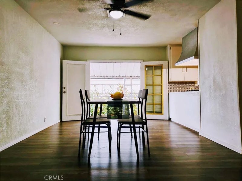1618 Baker St