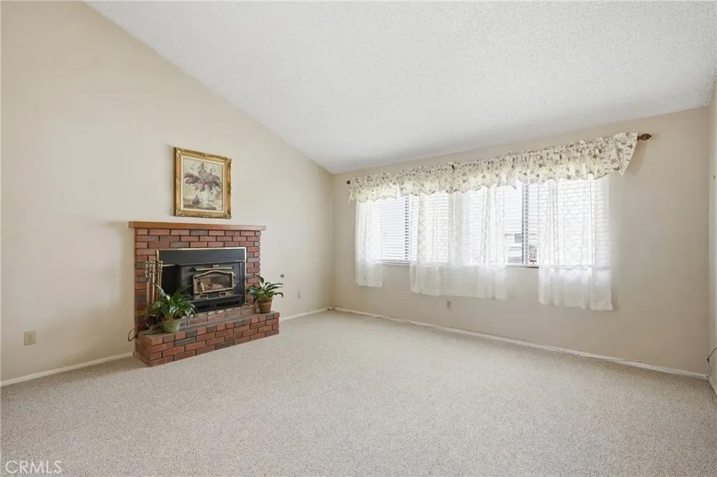 1985 Olive Drive