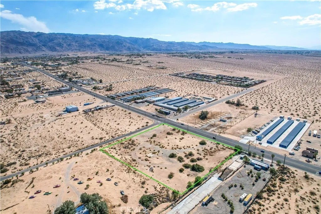 4973 Adobe