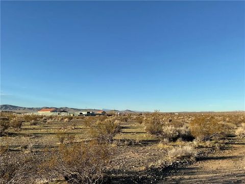 2 Buffalo Trail Helendale CA 92342