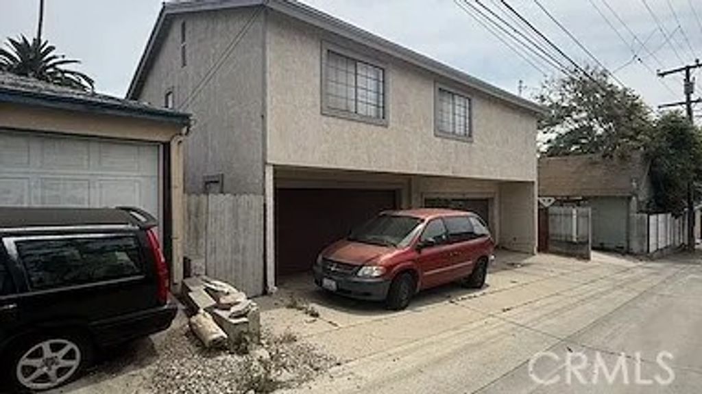 Photo of 1965 Saint Louis Ave, Signal Hill, CA 90755 (MLS # PW26088966)