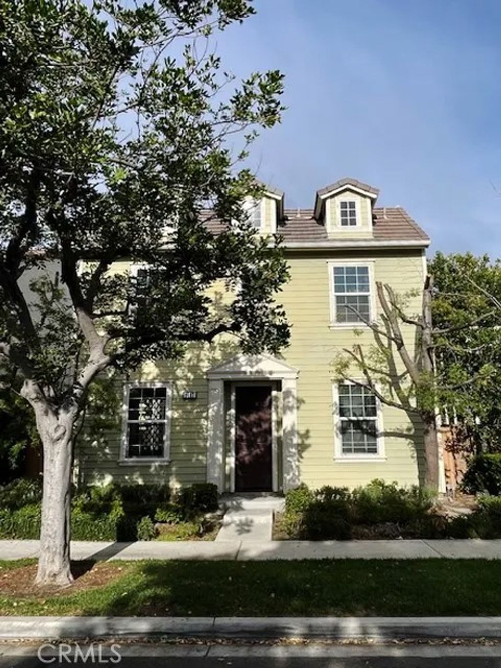 Photo of 1437 Georgia St, Tustin, CA 92782 (MLS # OC26028819)