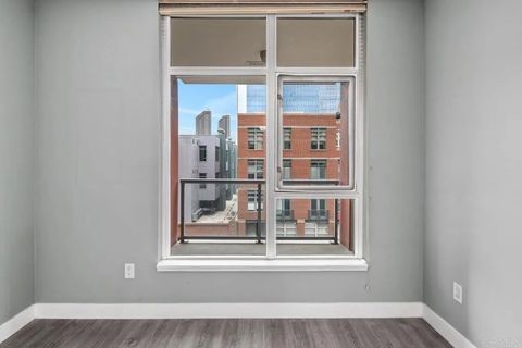 Tiny photo for 427 9th Avenue #405, San Diego, CA 92101 (MLS # PTP2505507)