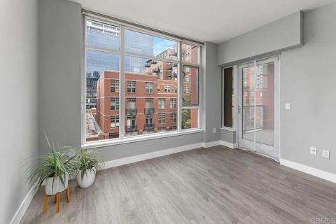Tiny photo for 427 9th Avenue #405, San Diego, CA 92101 (MLS # PTP2505507)