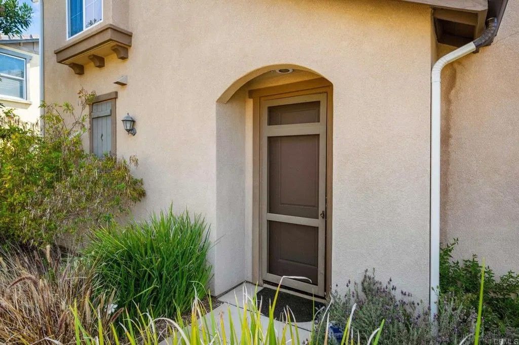 Photo of 516 moonlight Drive, San Marcos, CA 92069 (MLS # NDP2507158)