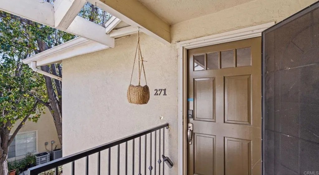 3665 Grove Street 271