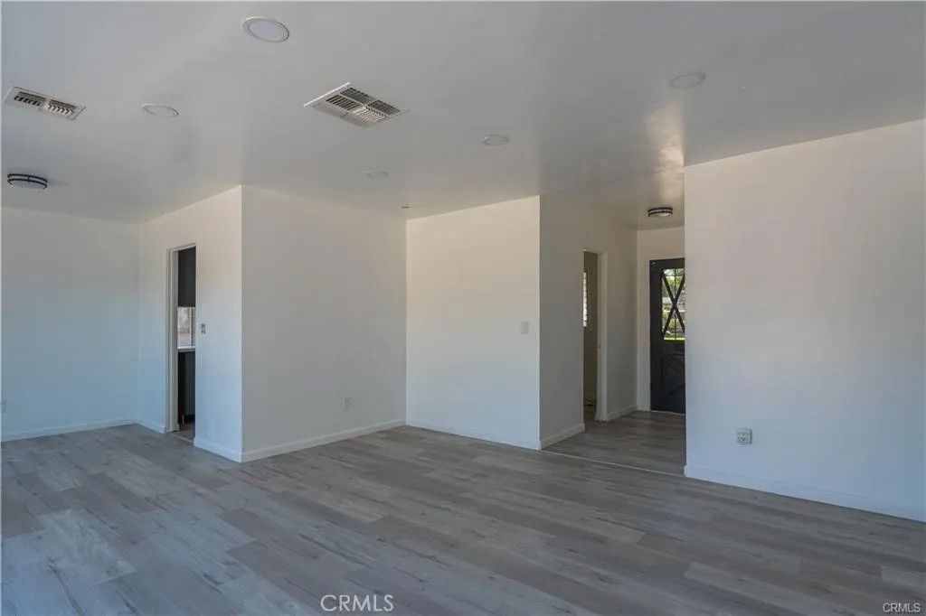 Photo of 17955 Cantara St, Reseda, CA 91335 (MLS # GD26010076)