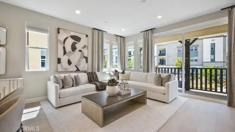 26852 Serif Place