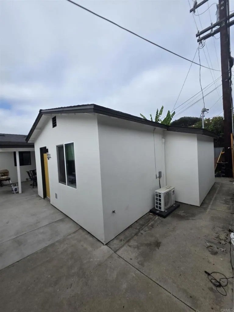 5928 Estelle Street