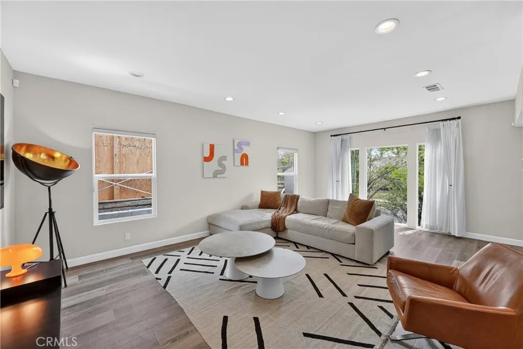1029 Keniston