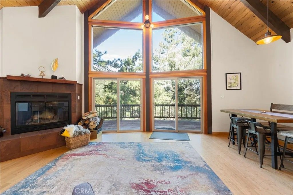 Photo of 1420 Bernina Drive, Pine Mountain Club, CA 93222 (MLS # SR26017490)