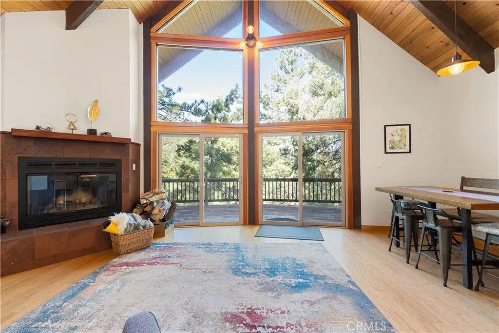 Photo of 1420 Bernina Drive, Pine Mountain Club, CA 93222 (MLS # SR26017490)