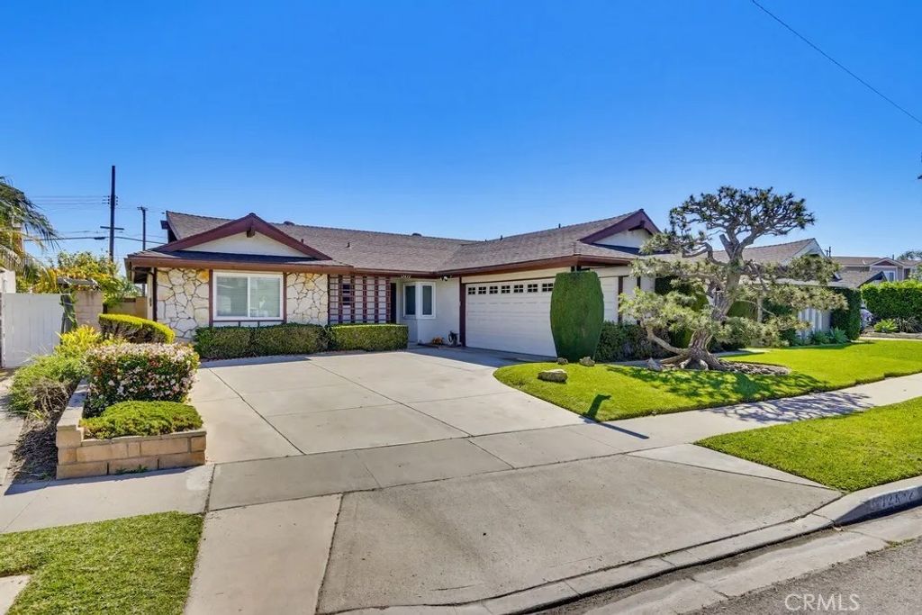 Photo of 12632 Sylvan St, Garden Grove, CA 92845 (MLS # PW26052781)