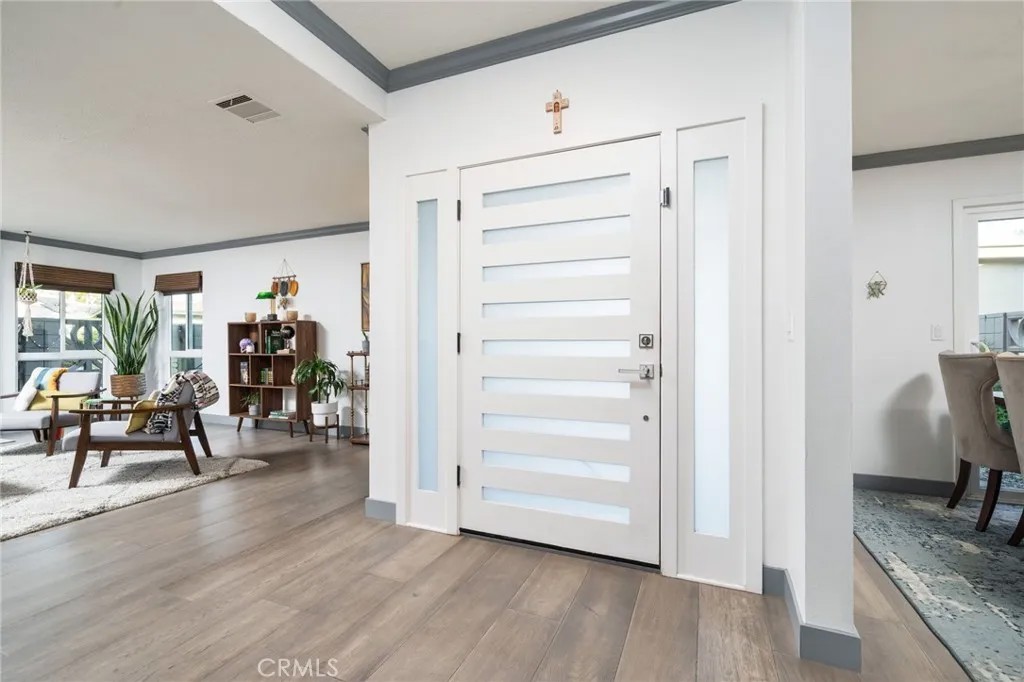 2129 N San Marcos Place
