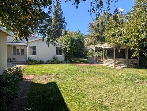 Tiny photo for 11581 Valley Spring Ln, Studio City, CA 91604 (MLS # SR25234433)