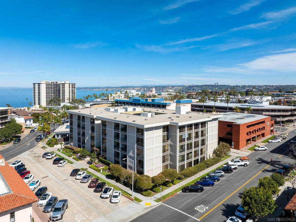 Photo of 7811 Eads Avenue #206, La Jolla, CA 92037 (MLS # 260004553)