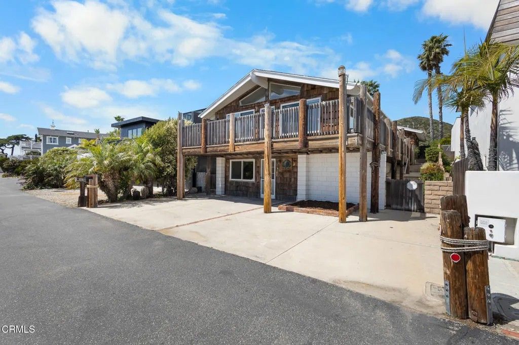 Photo of 4237 Faria Road, Ventura, CA 93001 (MLS # V1-34741)