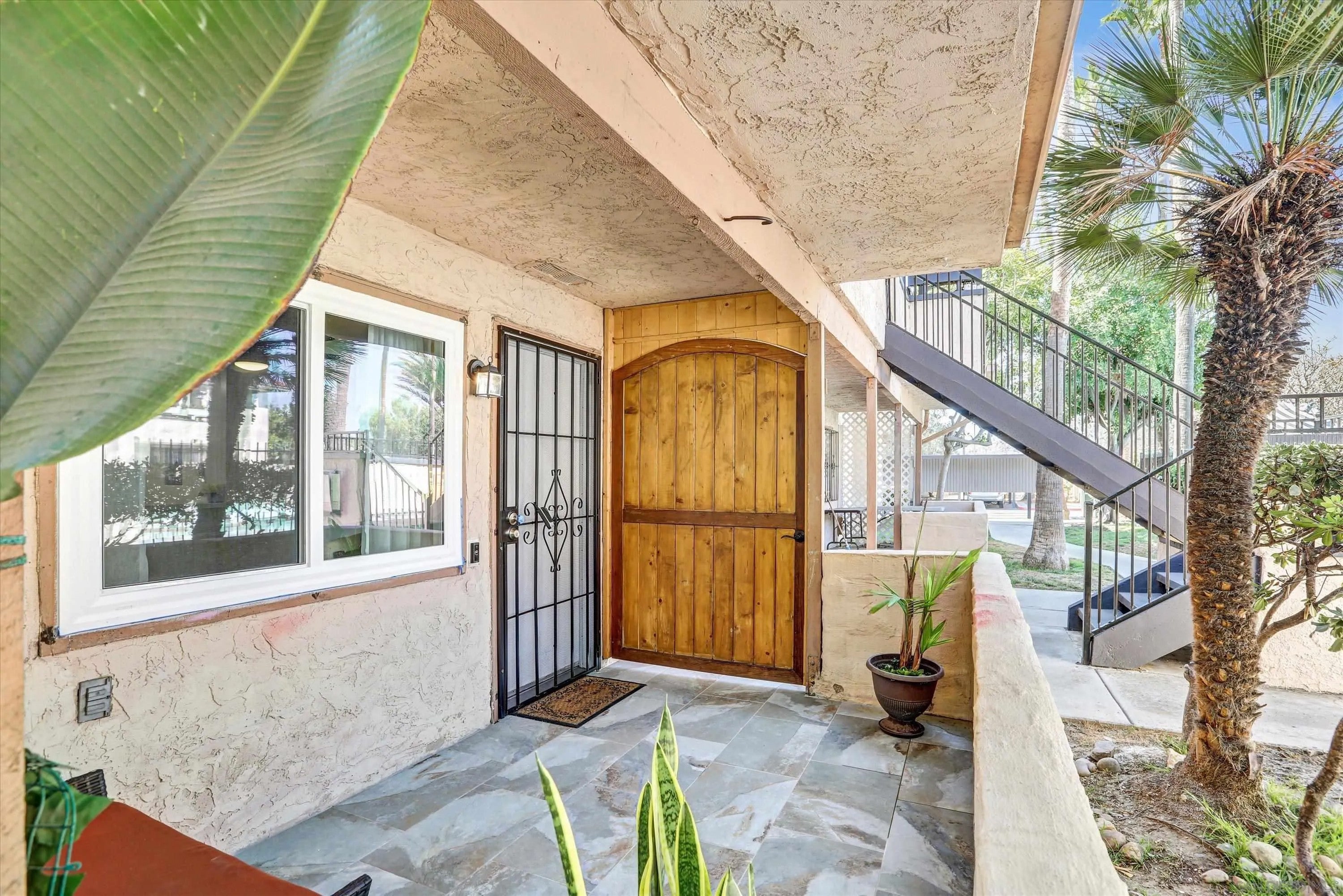 851 W San Ysidro 5