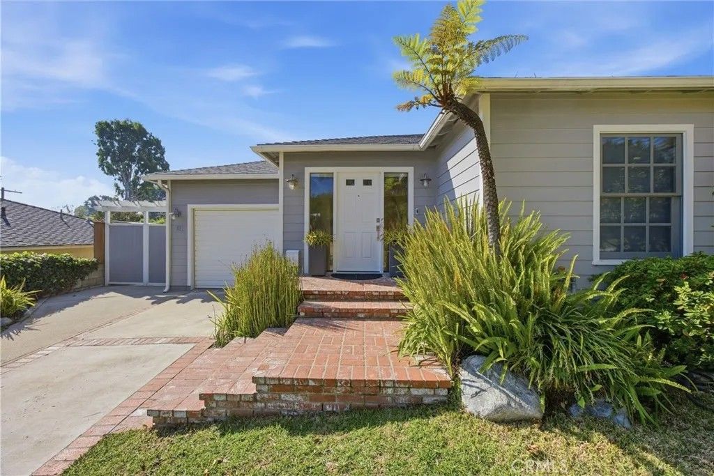 Photo of 3513 May Street, Los Angeles, CA 90066 (MLS # SB25269779)