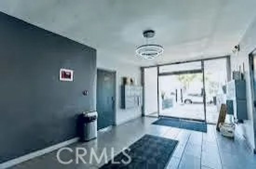 Photo of 620 N Sweetzer Ave, West Hollywood, CA 90048 (MLS # CV25239399)