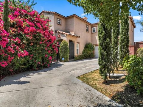 Tiny photo for 1339 Castledale Street, Riverside, CA 92501 (MLS # IV25232533)