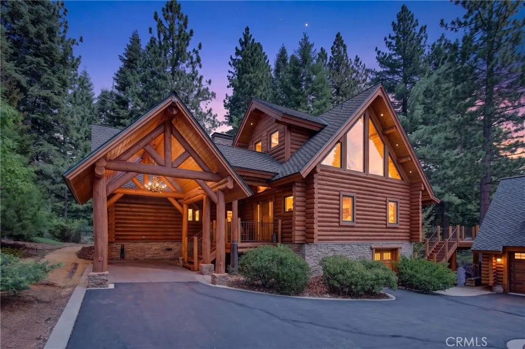 489 Dinsmore Drive