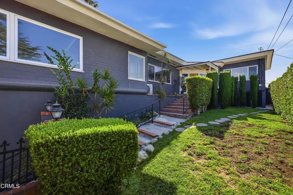 126 Palatine Drive