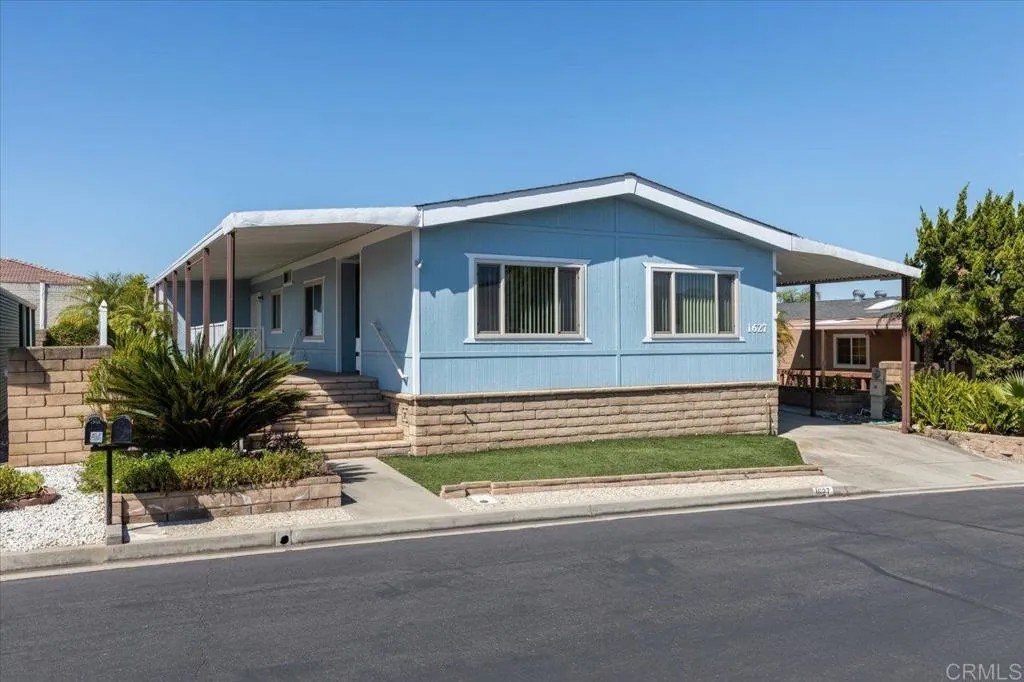 1627 Toyon
