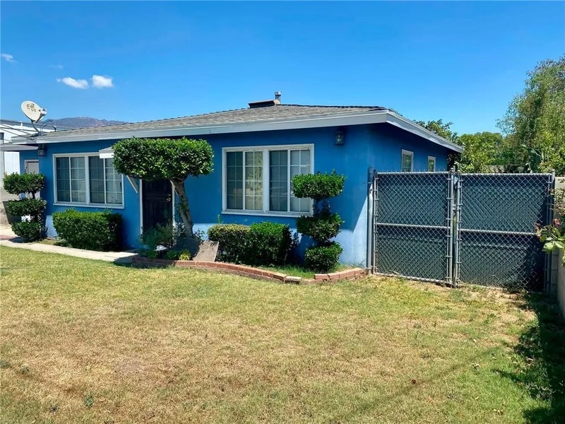 2062 S Myrtle