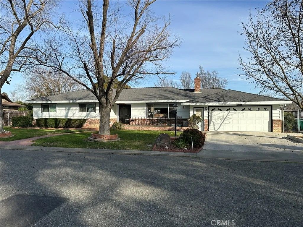 Photo of 630 Jefferson Street, Willows, CA 95988 (MLS # SN26015980)