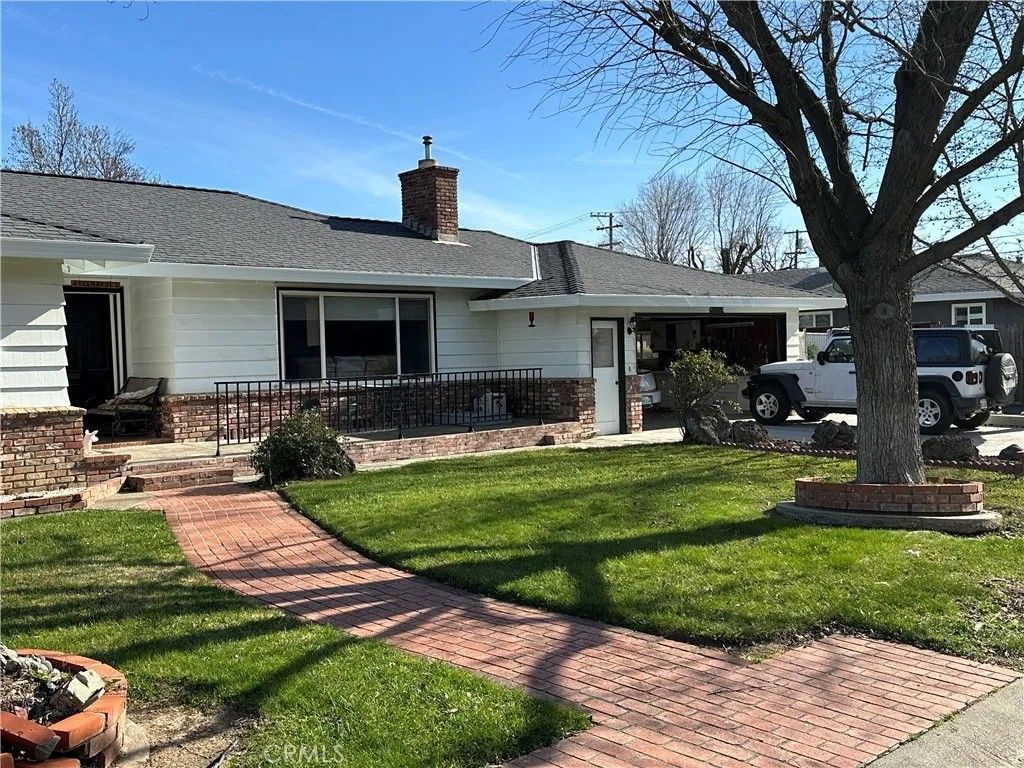 Photo of 630 Jefferson Street, Willows, CA 95988 (MLS # SN26015980)