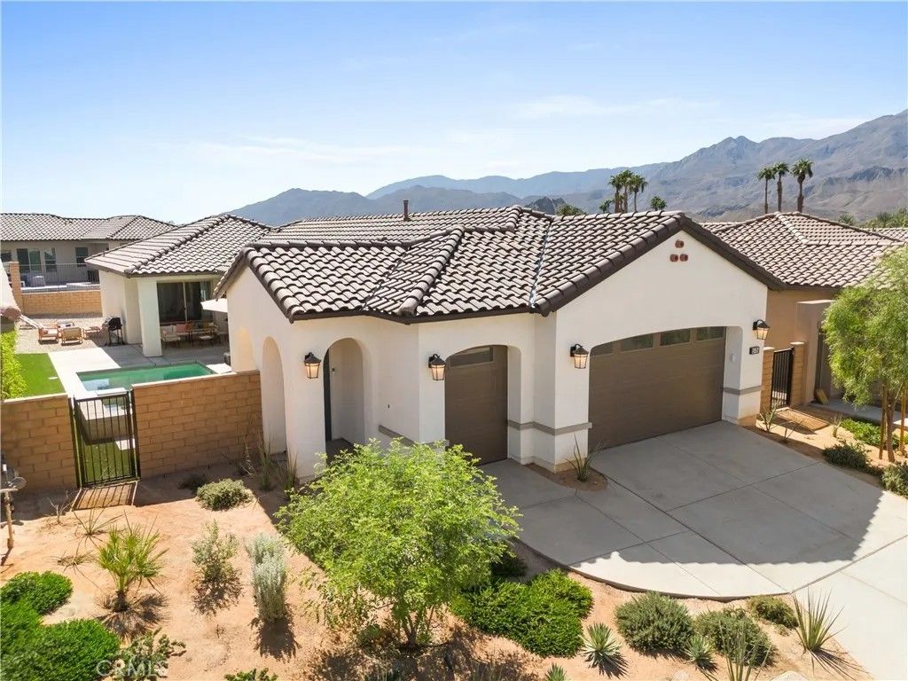 Photo of 55724 Isleworth, La Quinta, CA 92253 (MLS # PW26130222)