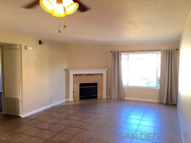 9821 Caspi Gardens 8