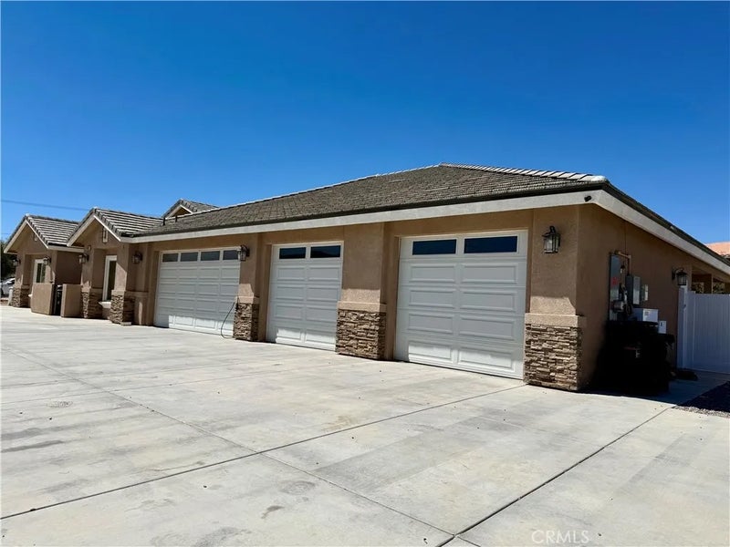 5826 Casita
