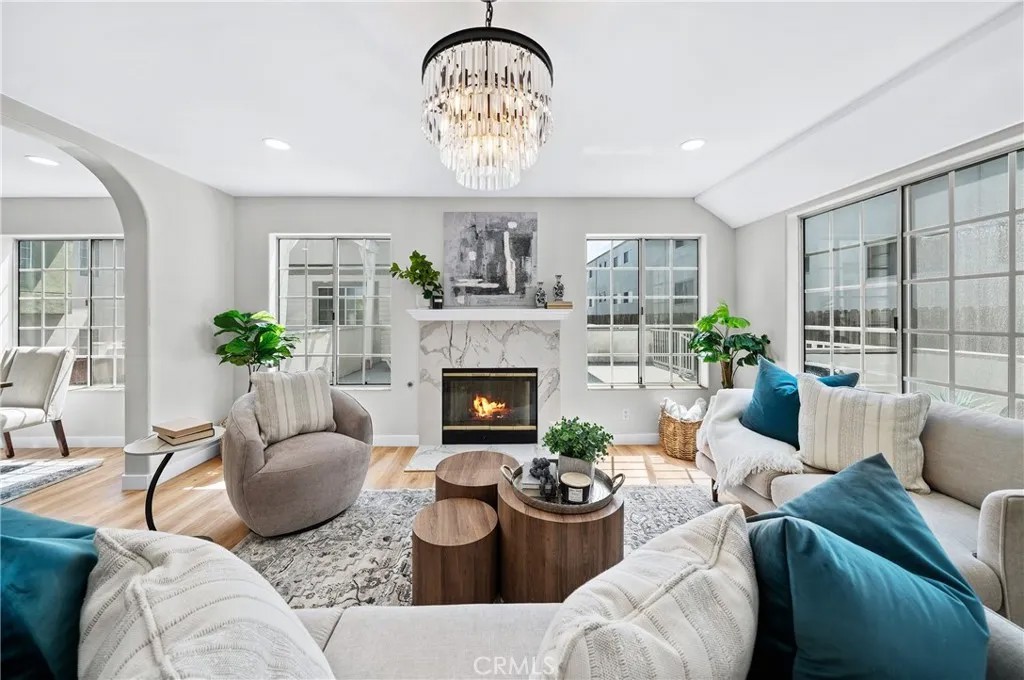 1512 Prospect B