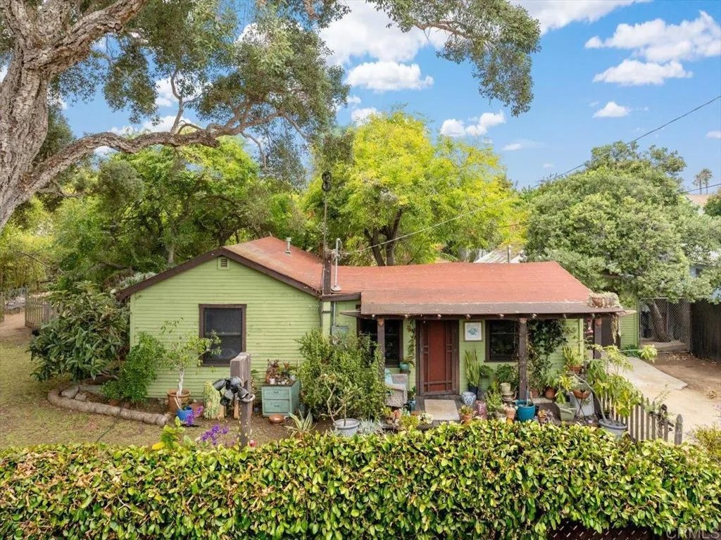 334 Date Avenue