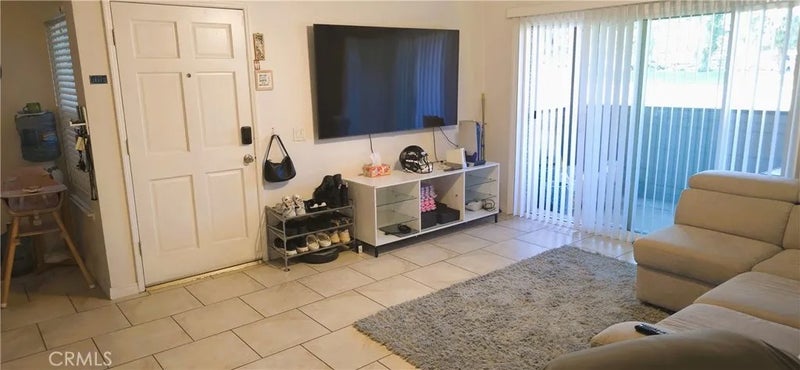 6351 Riverside
