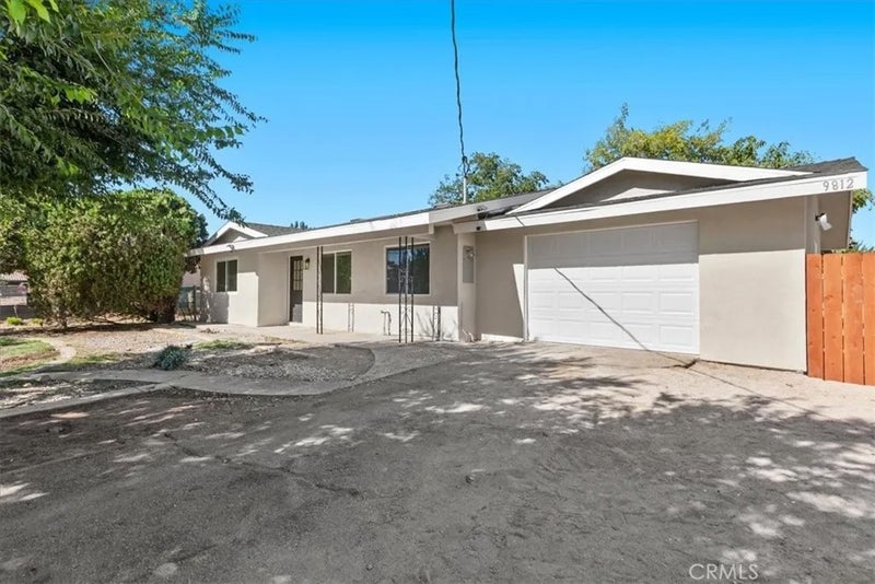 9812 Redwood