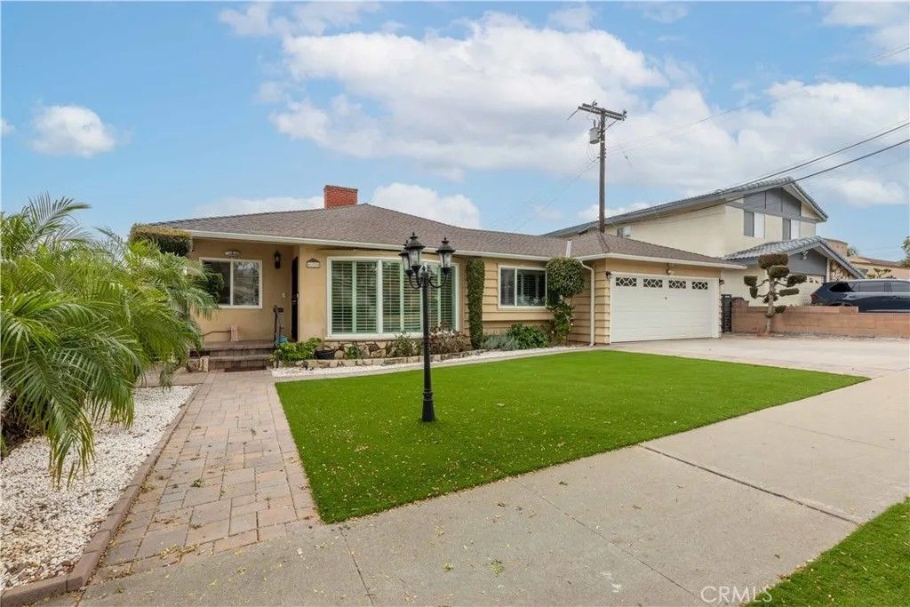 Photo of 605 W Lincoln Ave, Montebello, CA 90640 (MLS # PW25245312)