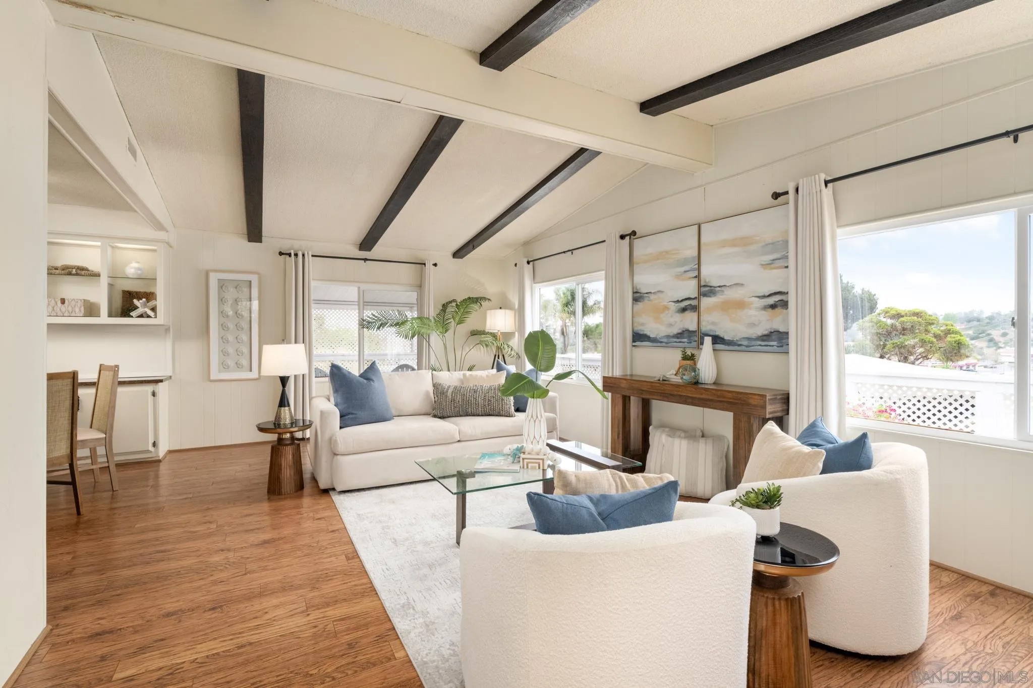 350 N El Camino Real 50