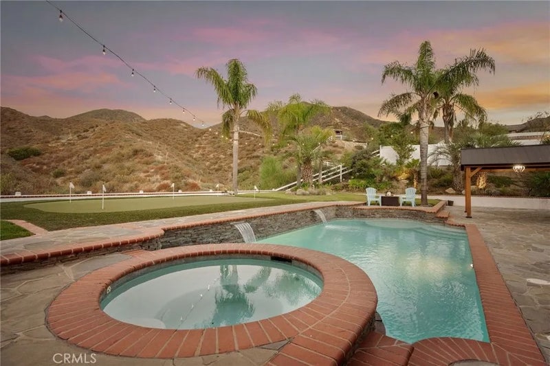 15263 Saddleback Road