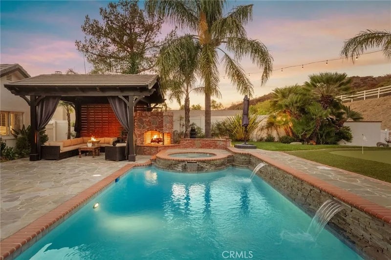 15263 Saddleback Road