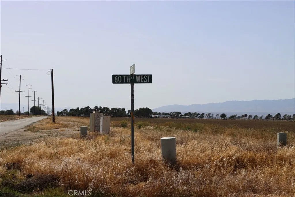 800 52nd West