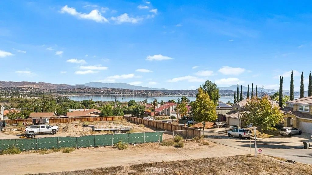 Photo of 33351 Macy St, Lake Elsinore, CA 92530 (MLS # SW25251465)