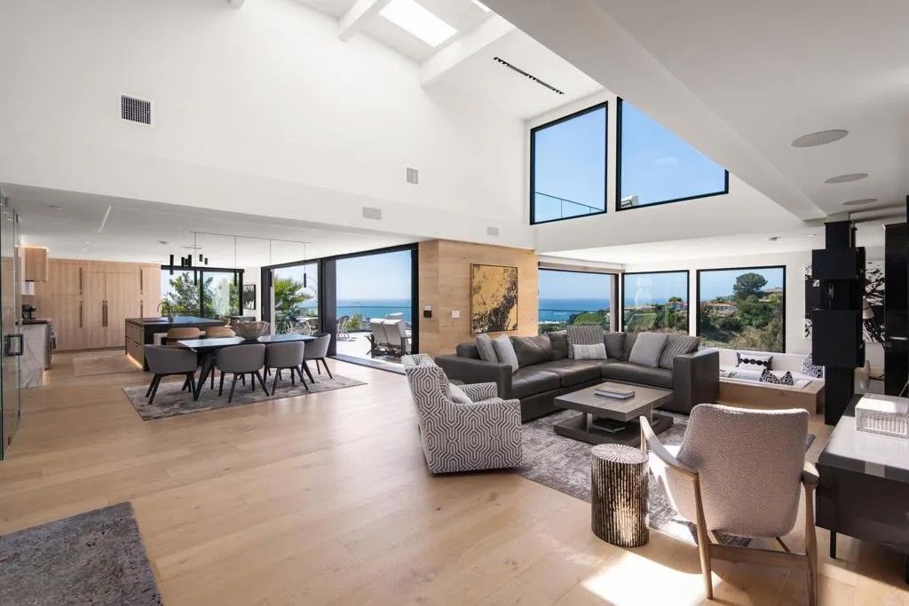 Photo of 2684 Costebelle Drive, La Jolla, CA 92037 (MLS # NDP2507889)