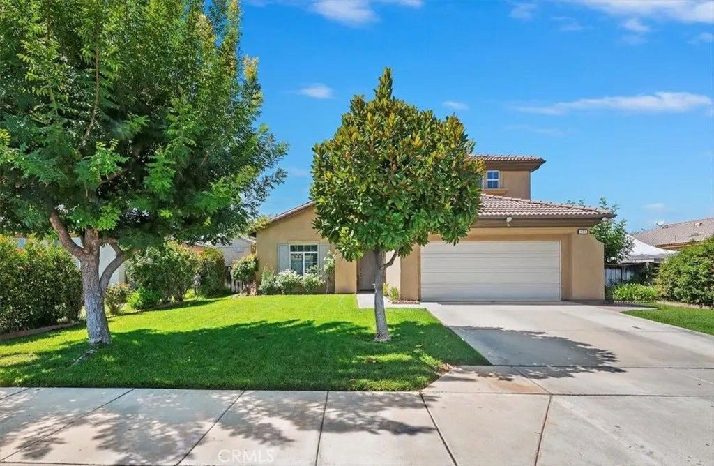 Photo of 533 Divine Way, San Jacinto, CA 92583 (MLS # IG25219401)