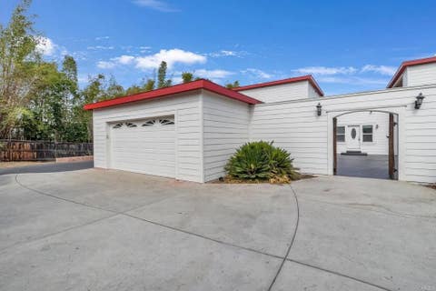 Photo of 441 Rancho Santa Fe Road, Encinitas, CA 92024 (MLS # NDP2606974)
