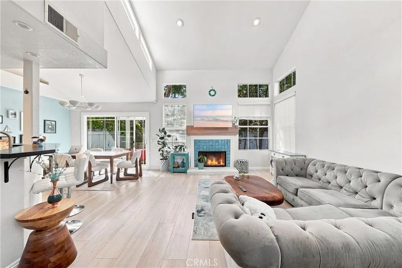 26 Cuervo Drive